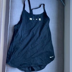 black nike tank